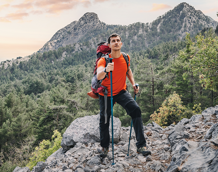 Ascension de sommets escarpés